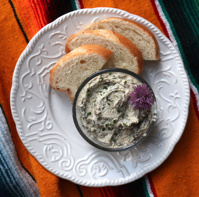 Roasted Artichoke & Spinach Dip {Vegan}